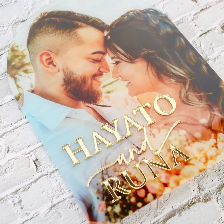 【アクリルフォトウェルカムボード】ミラーゴールドで名入れいたします。