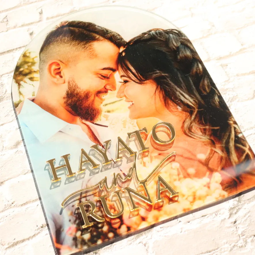 【アクリルフォトウェルカムボード】ミラーゴールドで名入れいたします。